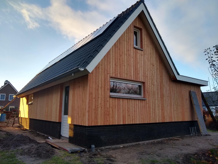 8 december 2021: het glas zit er in